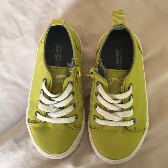 Zara rain shoes - Picture 1 of 6